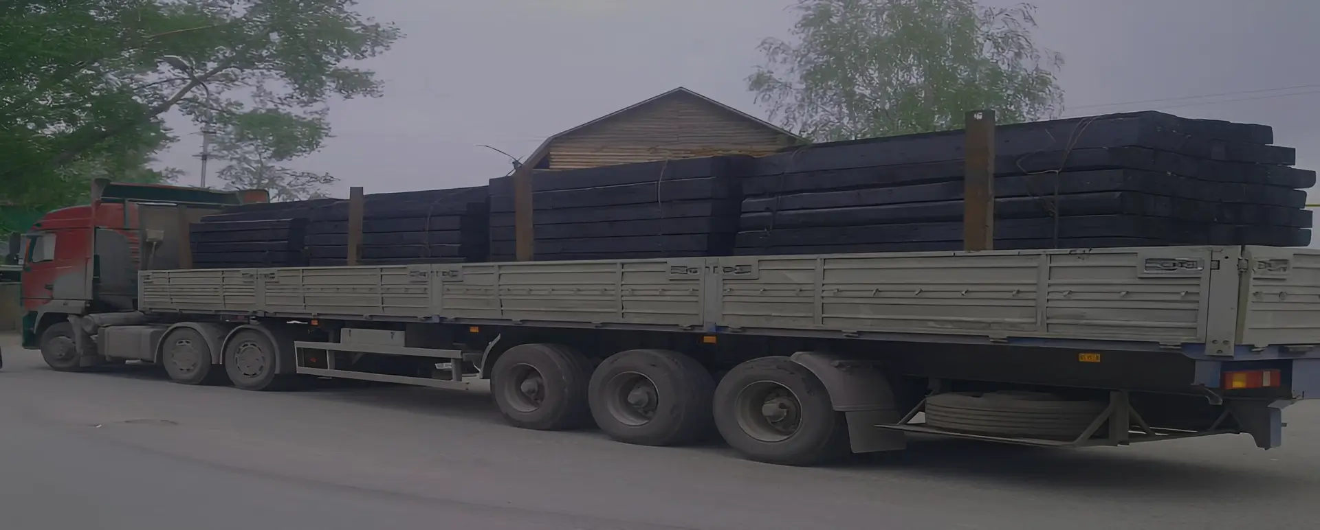 Сервис от транспортной компании по доставке шпал по России из Батайска автотранспортом